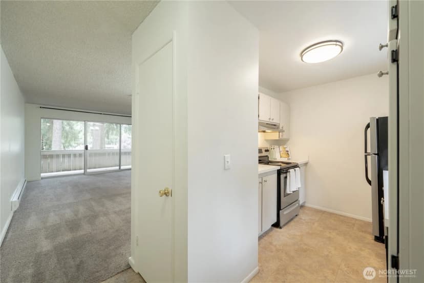 Property photo for 4801 180th Street Sw #b206, Lynnwood photo 2