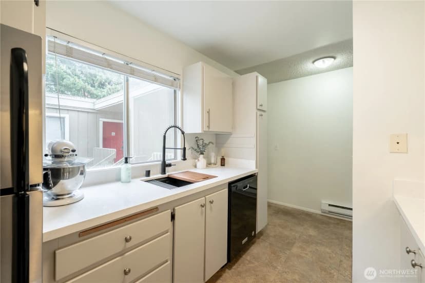 Property photo for 4801 180th Street Sw #b206, Lynnwood photo 6
