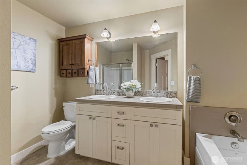Property photo for 7981 Se Mossy Pond Court, Olalla photo 18