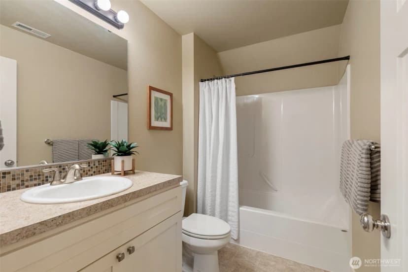 Property photo for 7981 Se Mossy Pond Court, Olalla photo 28