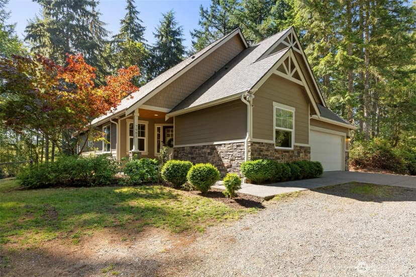 Property photo for 7981 Se Mossy Pond Court, Olalla