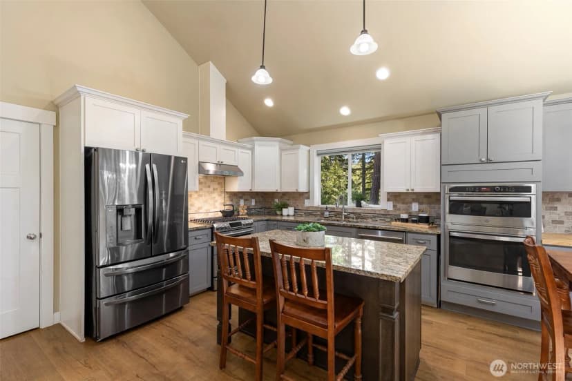 Property photo for 7981 Se Mossy Pond Court, Olalla photo 16