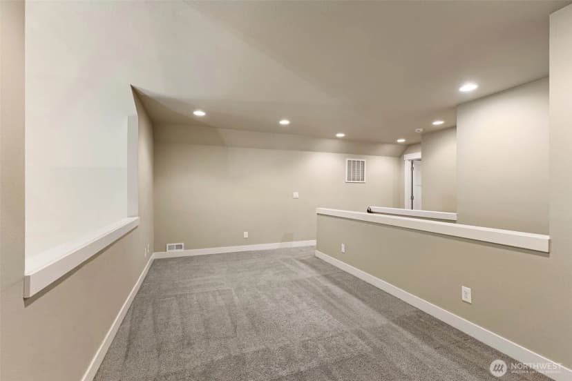 Property photo for 7981 Se Mossy Pond Court, Olalla photo 29