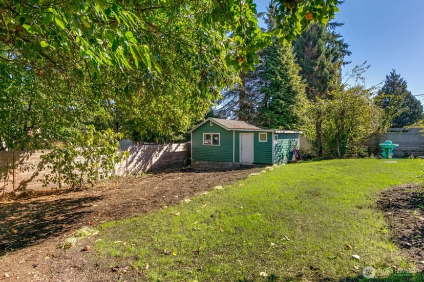 Property photo for 11303 1st Place W, Everett photo 27