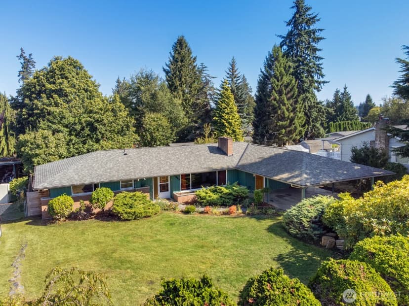 Property photo for 11303 1st Place W, Everett
