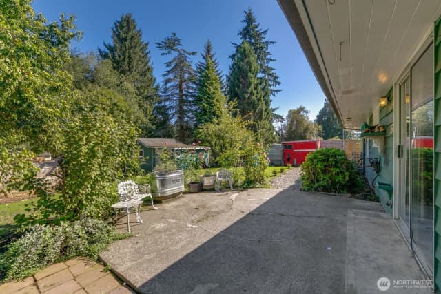 Property photo for 11303 1st Place W, Everett photo 4
