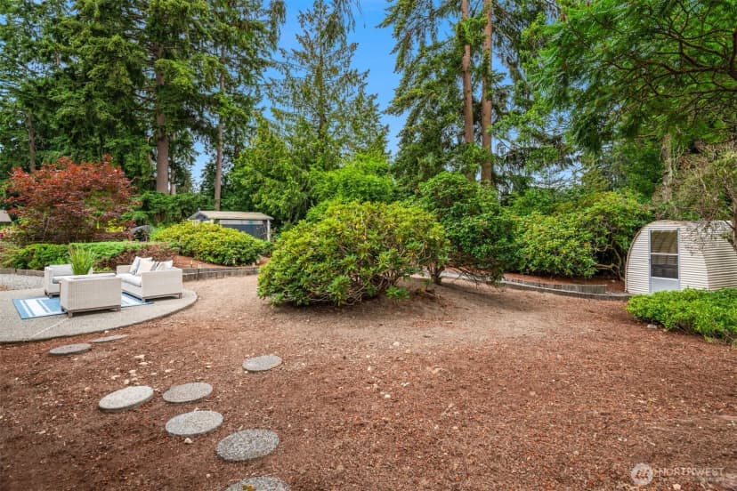Property photo for 14213 143rd Avenue Se, Renton photo 32