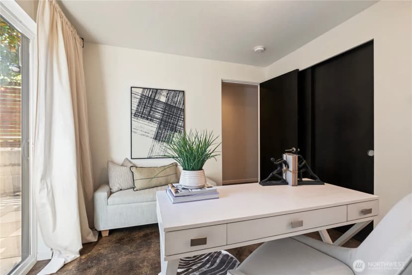Property photo for 6534 42nd Avenue Sw #b, Seattle photo 6