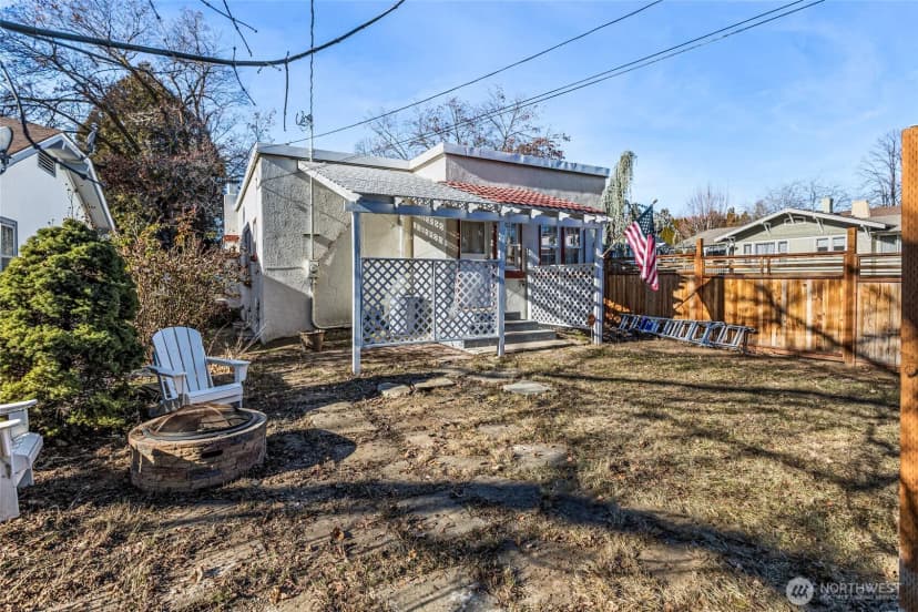 Property photo for 401 S 17th Avenue, Yakima photo 33