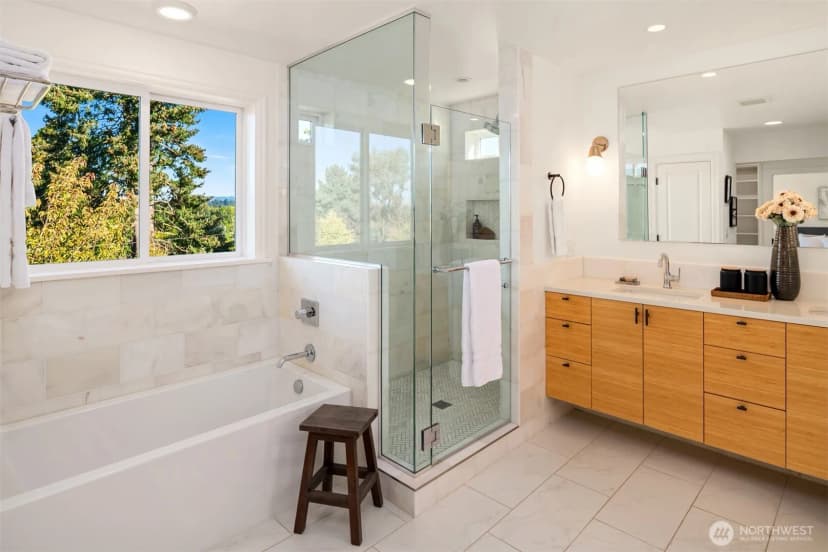 Property photo for 4014 S Dakota Street, Seattle photo 21