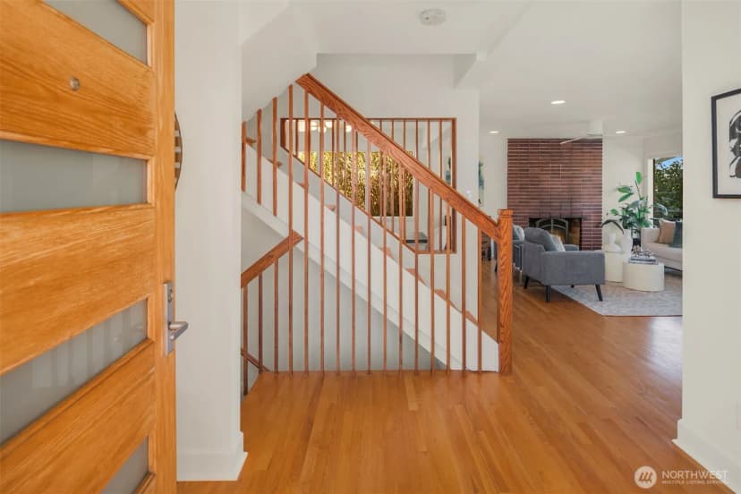 Property photo for 4014 S Dakota Street, Seattle photo 7