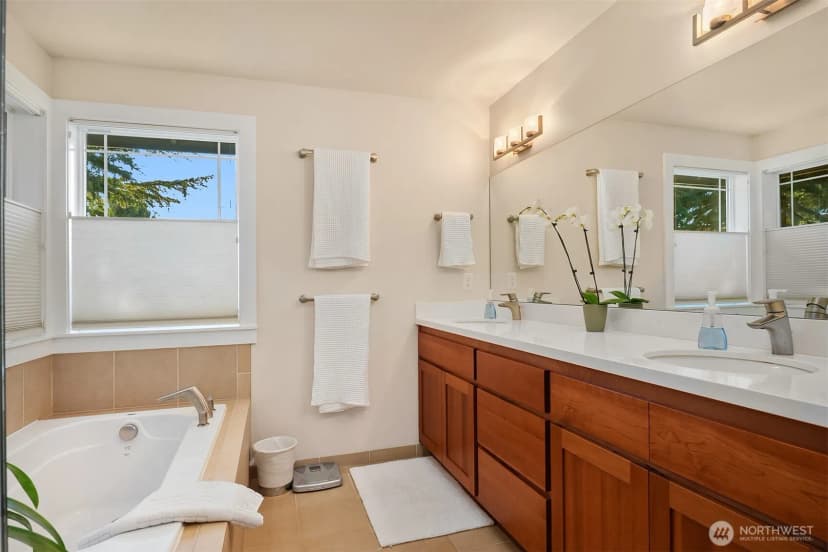Property photo for 1458 Nw 95th Street, Seattle photo 21