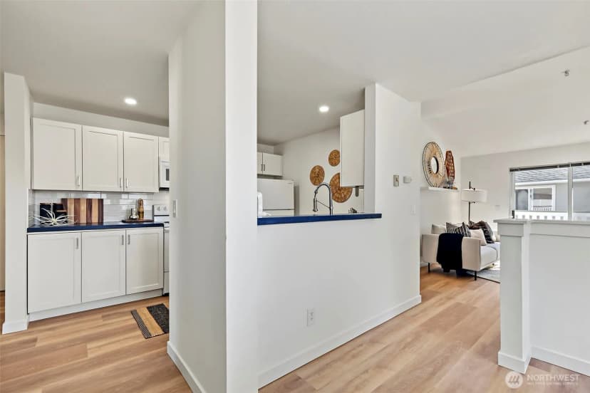 Property photo for 901 Sunset Boulevard Ne #b307, Renton photo 9