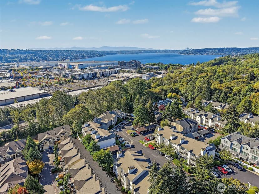 Property photo for 901 Sunset Boulevard Ne #b307, Renton photo 25