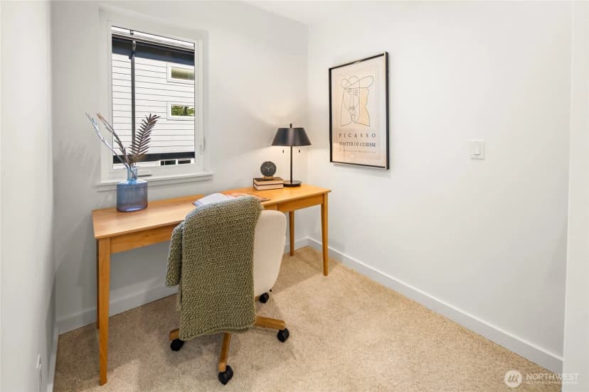 Property photo for 2013 A Nw 64th Street, Seattle photo 15