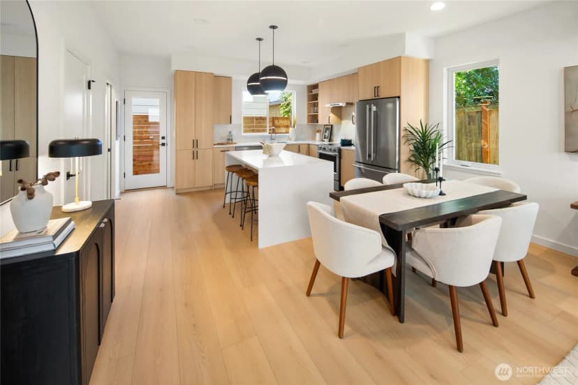 Property photo for 2013 A Nw 64th Street, Seattle photo 5