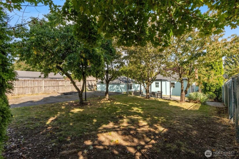 Property photo for 8627 9th Avenue Sw, Seattle photo 23