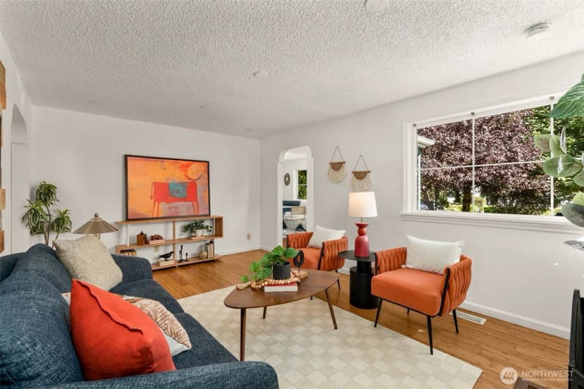 Property photo for 8627 9th Avenue Sw, Seattle photo 8