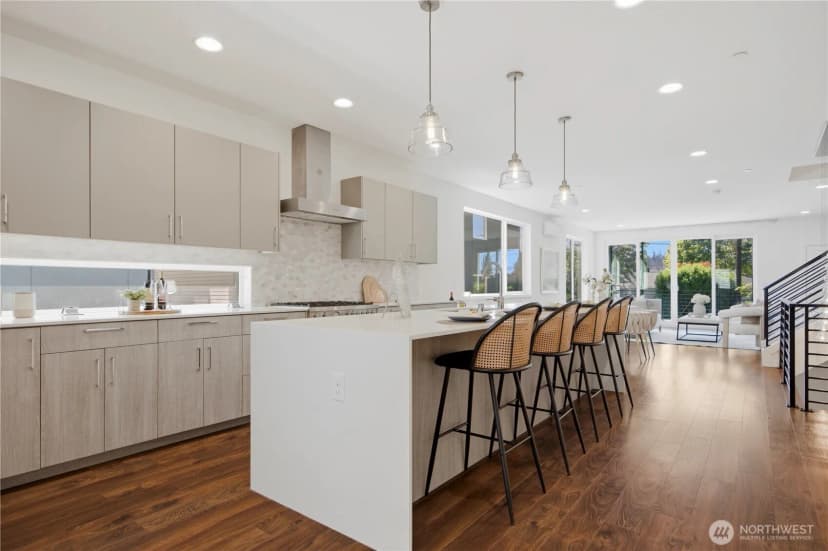 Property photo for 11514 Ne 87th Street #b, Kirkland photo 17
