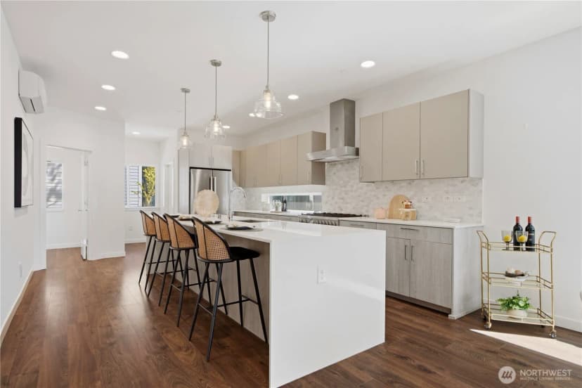 Property photo for 11514 Ne 87th Street #b, Kirkland photo 15
