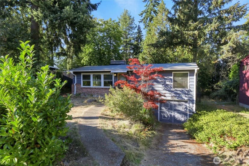 Property photo for 1242 Ne 169th Street, Shoreline