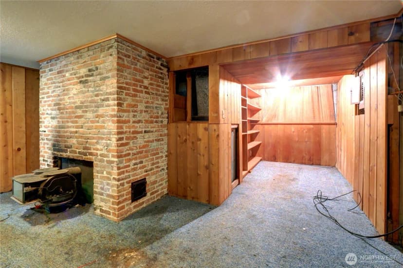 Property photo for 1242 Ne 169th Street, Shoreline photo 9
