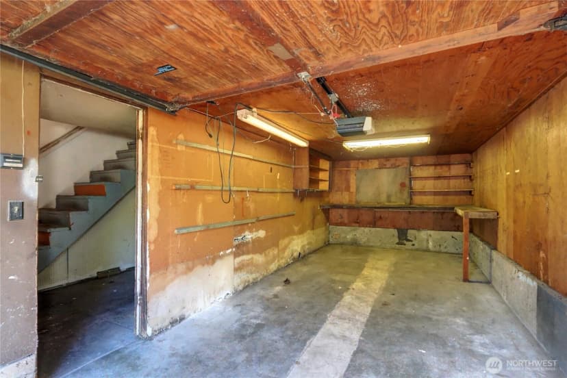 Property photo for 1242 Ne 169th Street, Shoreline photo 10