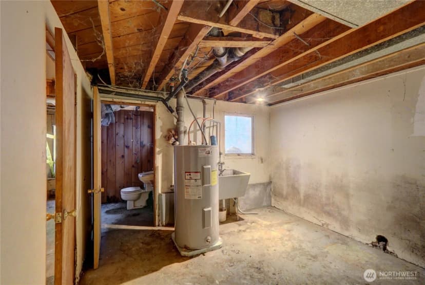 Property photo for 1242 Ne 169th Street, Shoreline photo 8