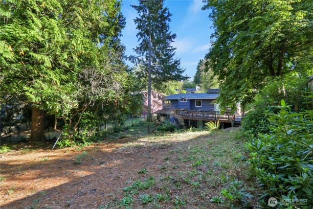 Property photo for 1242 Ne 169th Street, Shoreline photo 2