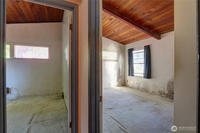 Property photo for 1242 Ne 169th Street, Shoreline photo 7