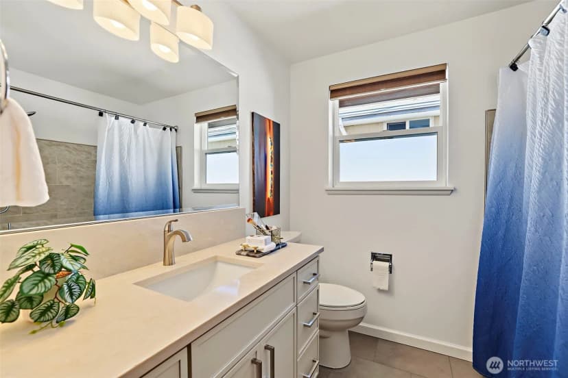 Property photo for 5925 48th Avenue S, Seattle photo 15