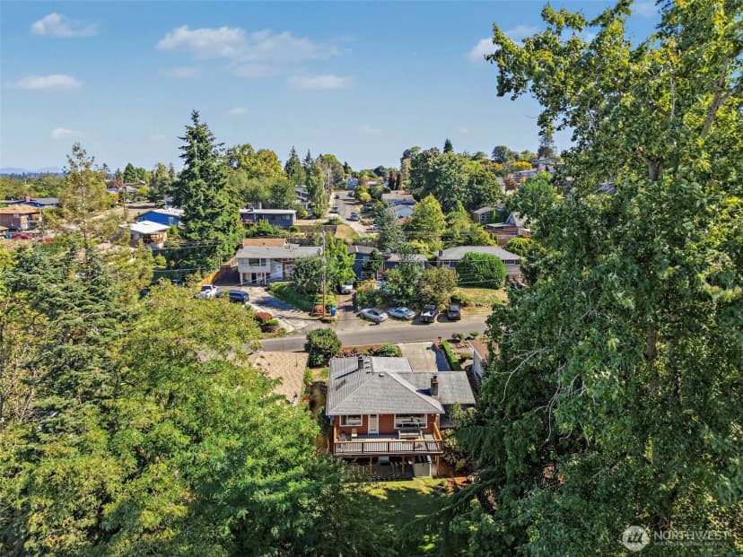 Property photo for 5925 48th Avenue S, Seattle photo 37