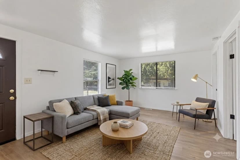 Property photo for 8614 Renton Avenue S, Seattle photo 3