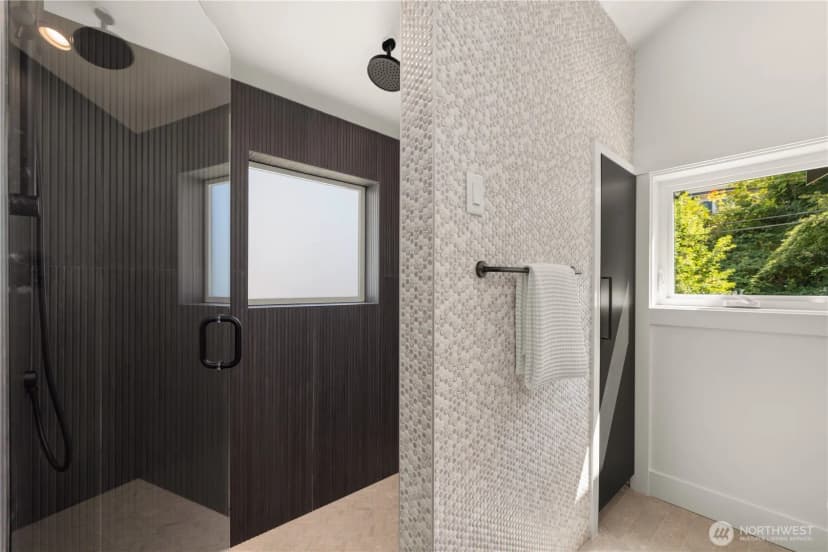 Property photo for 268 Fulton Street, Seattle photo 16