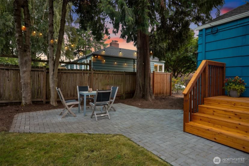 Property photo for 8044 38th Avenue Ne, Seattle photo 32