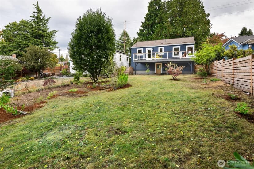 Property photo for 9219 5th Avenue Ne, Seattle photo 21