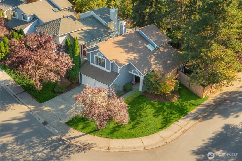 Property photo for 24201 38th Place Se, Sammamish photo 31