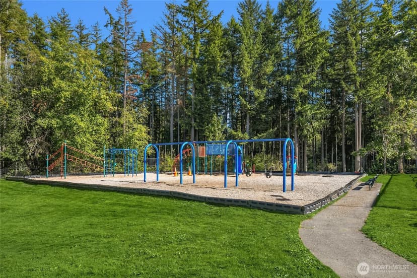 Property photo for 24201 38th Place Se, Sammamish photo 34