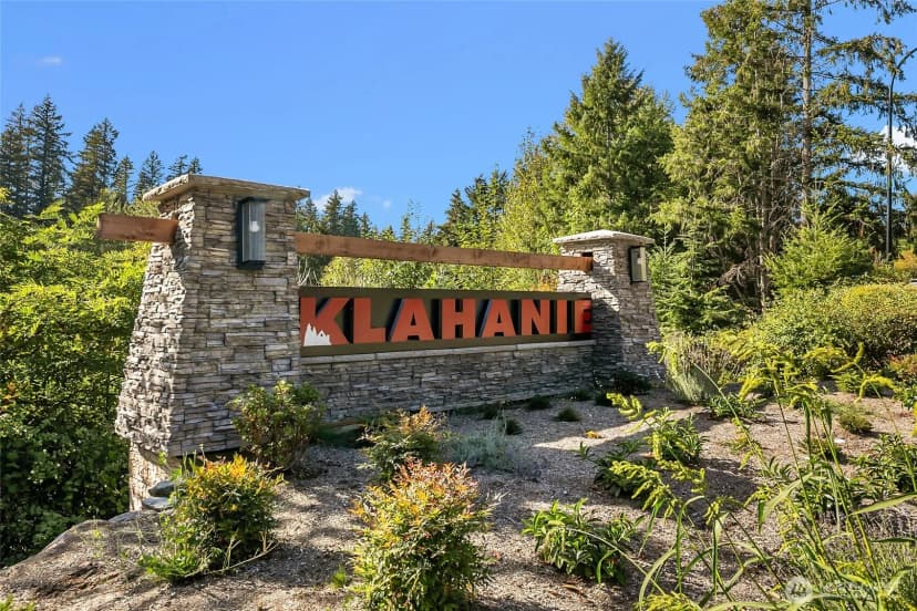 Property photo for 24201 38th Place Se, Sammamish photo 37