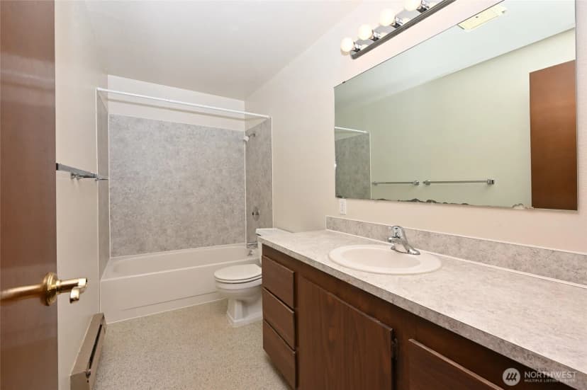 Property photo for 3215 21st Street #a, Everett photo 31