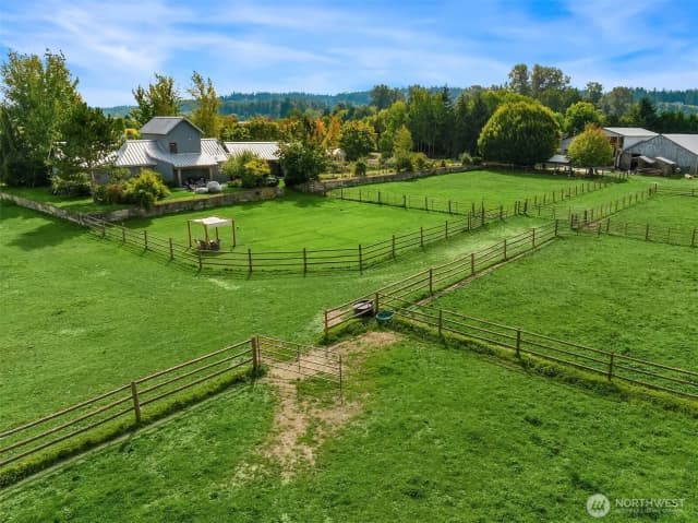 Property photo for 24332 Miller Road, Stanwood photo 2