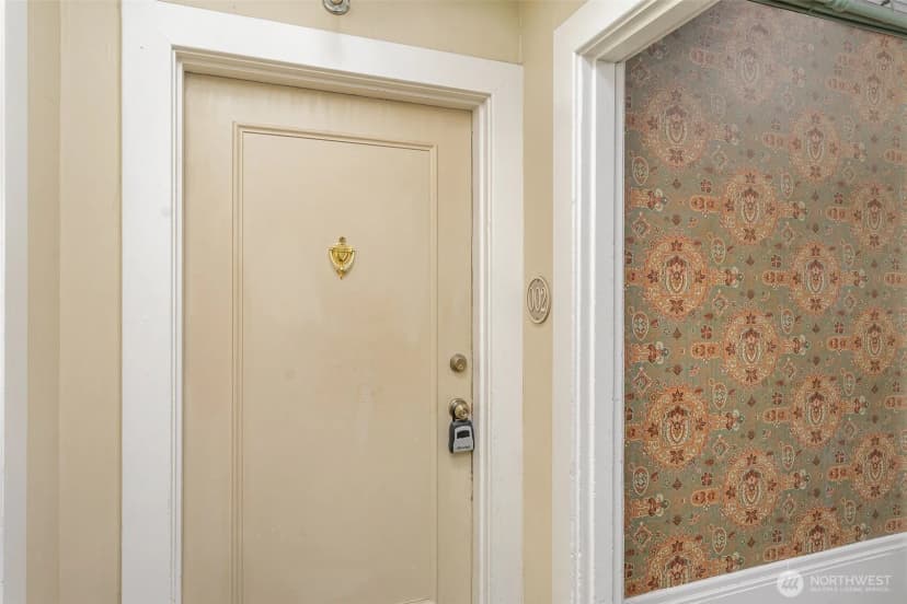 Property photo for 403 Terry Avenue #apt. 2, Seattle photo 5