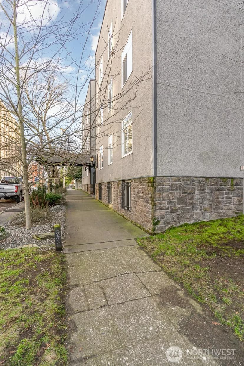 Property photo for 403 Terry Avenue #apt. 2, Seattle photo 26
