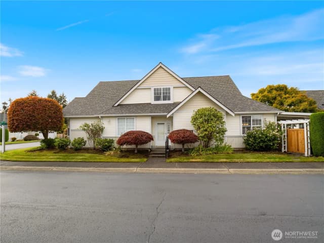 Property photo for 16927 91st Avenue E, Puyallup photo 3