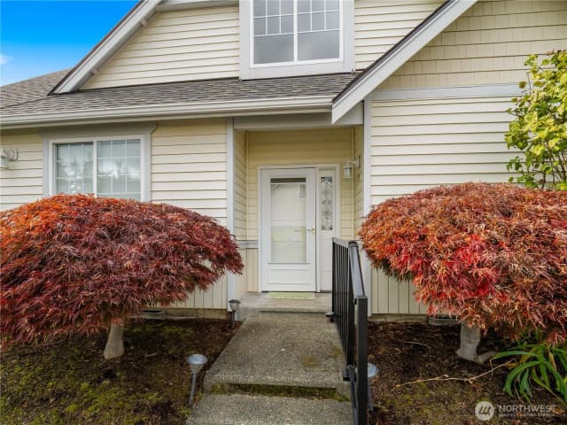 Property photo for 16927 91st Avenue E, Puyallup photo 5