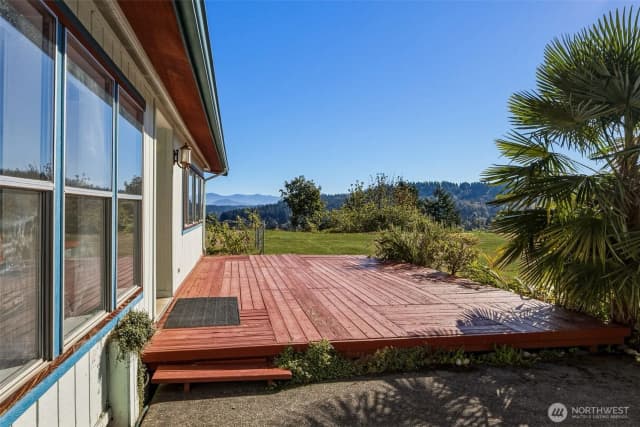 Property photo for 14317 Greenbelt Drive E, Bonney Lake photo 4