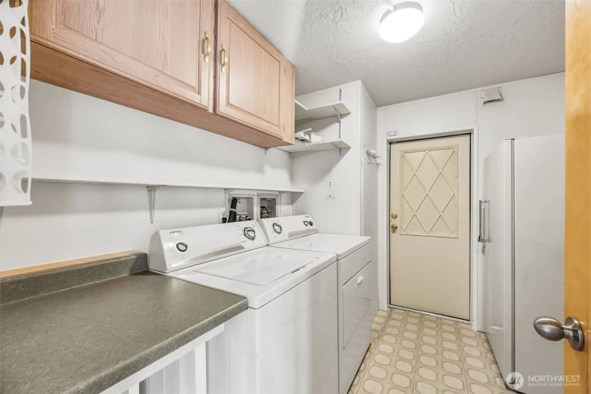 Property photo for 14317 Greenbelt Drive E, Bonney Lake photo 23