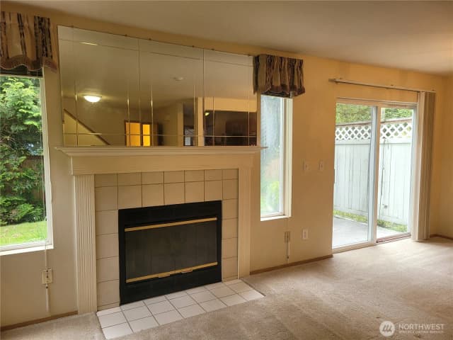 Property photo for 5004 168 Street Sw #a, Lynnwood photo 3