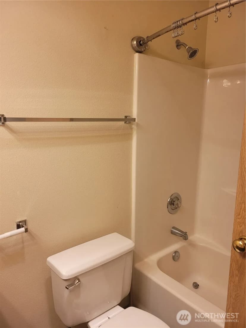 Property photo for 5004 168 Street Sw #a, Lynnwood photo 12