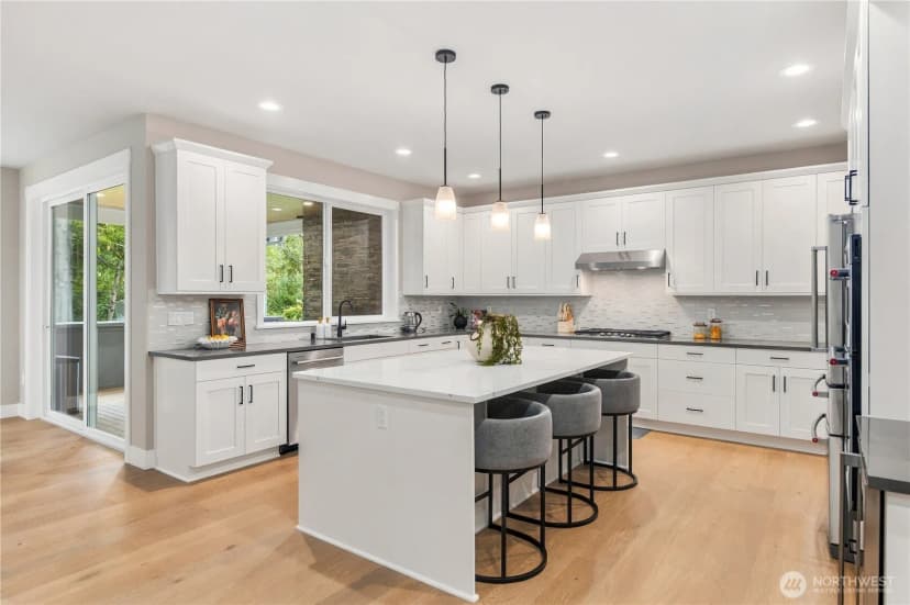 Property photo for 18305 Snohomish Avenue, Snohomish photo 9